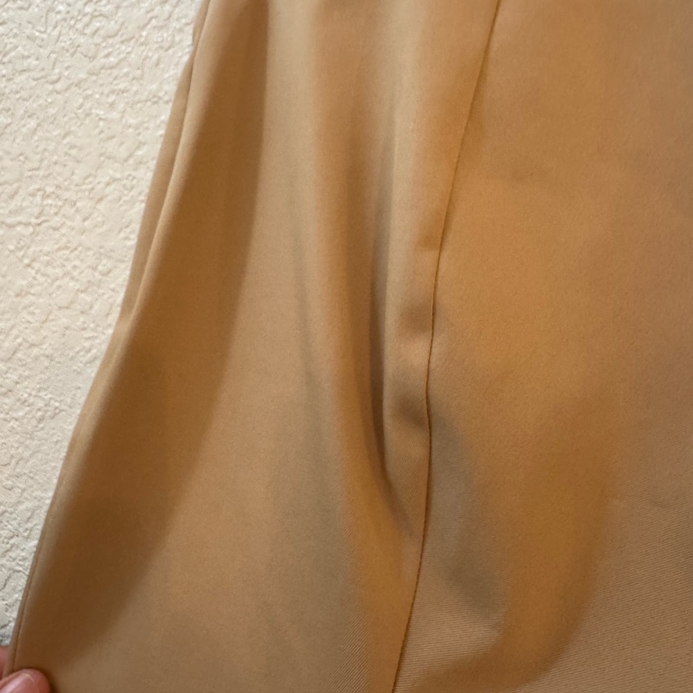 The Row Cosso Pant in Amber Beige - Picture 11 of 16